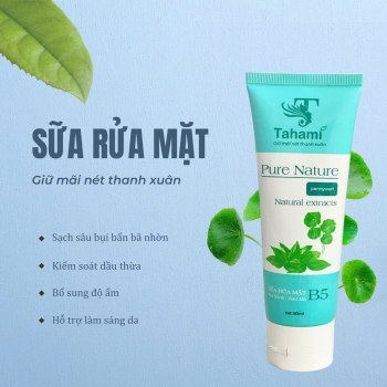 Sữa rửa mặt trà xanh - rau má B5 80ML